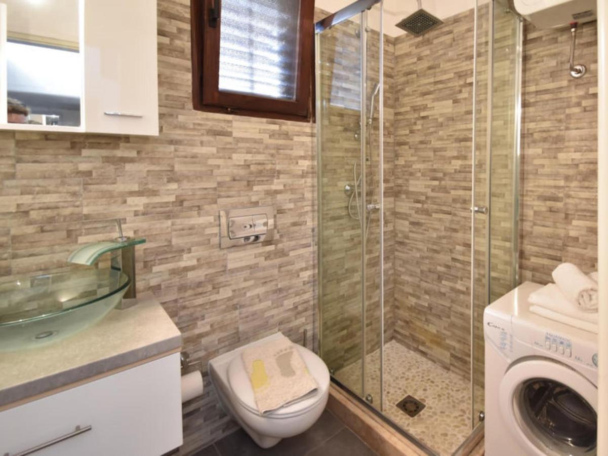 Studios Barre With Jacuzzi Rovinj Bagian luar foto