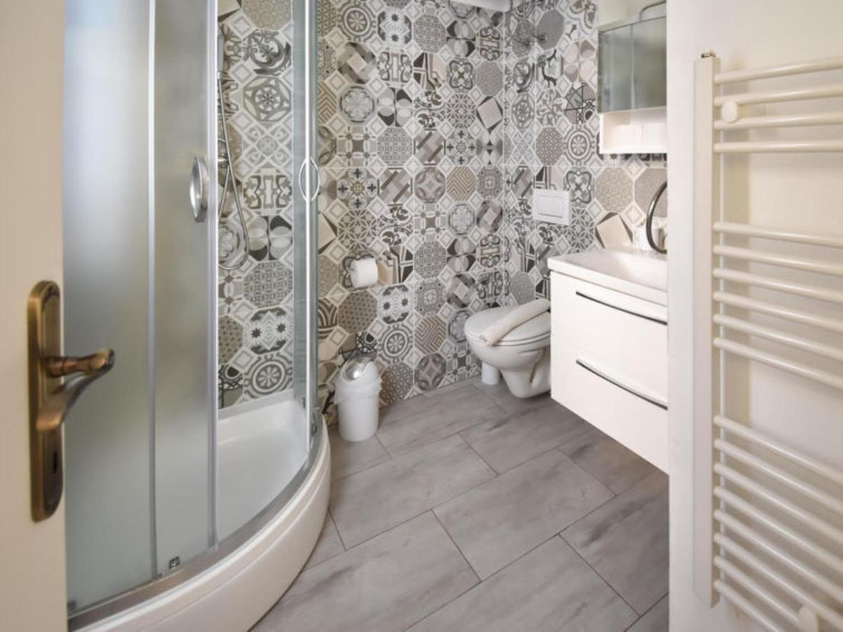 Studios Barre With Jacuzzi Rovinj Bagian luar foto